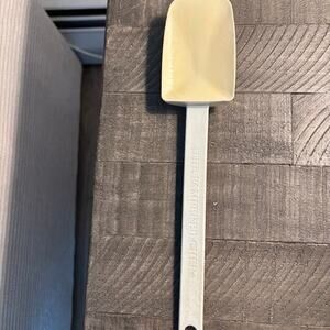 Vintage Pampered Chef Mix N Scraper